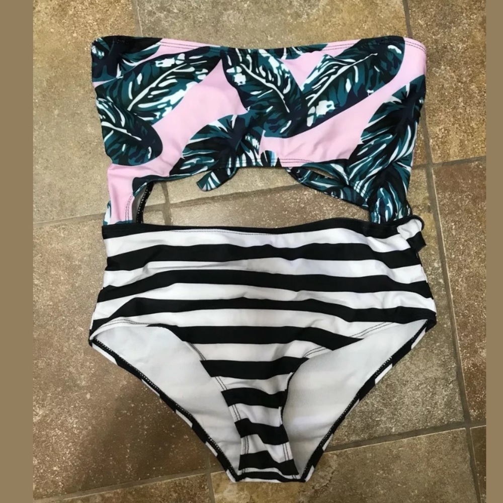 Women’s one piece swimsuit- size X-large